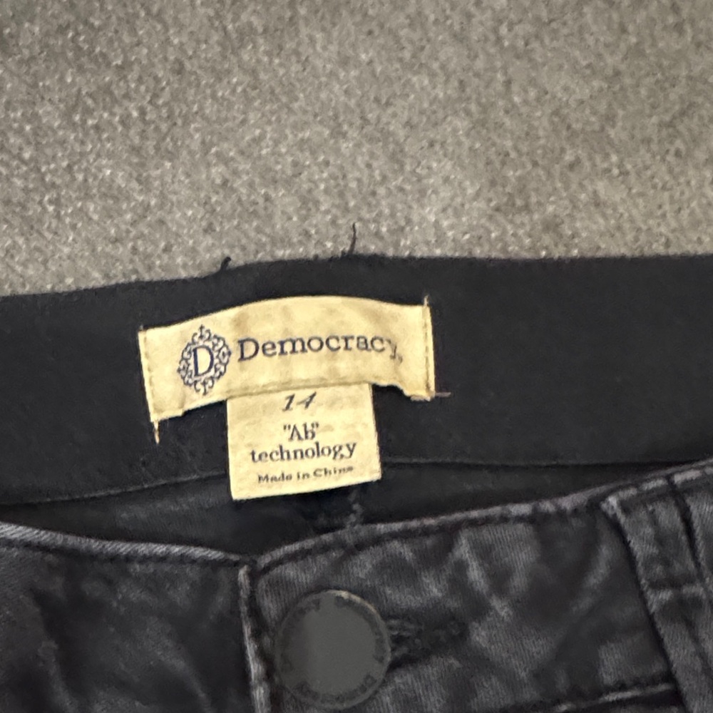 Democracy Black Ankle & Cropped Jeans